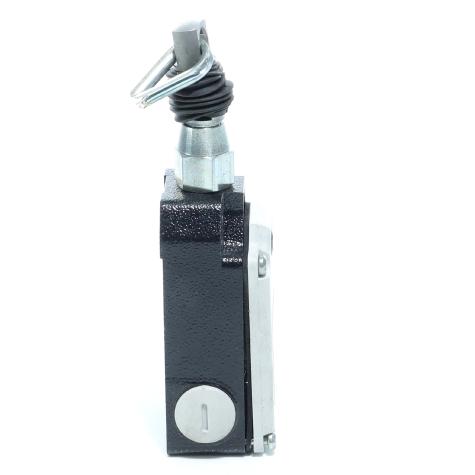 Pull-wire switch  Used